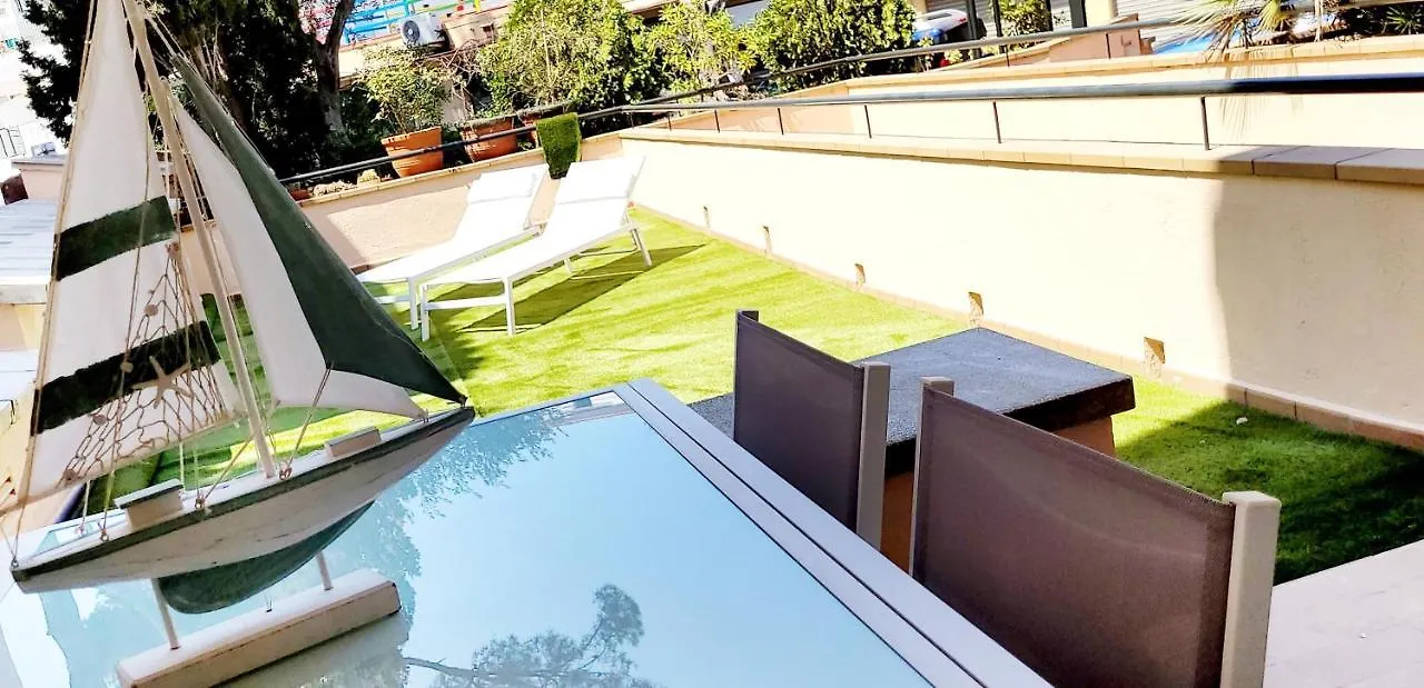 Precioso apartamento Reformado en 1a linea de mar sin vistas Calella De Palafrugell